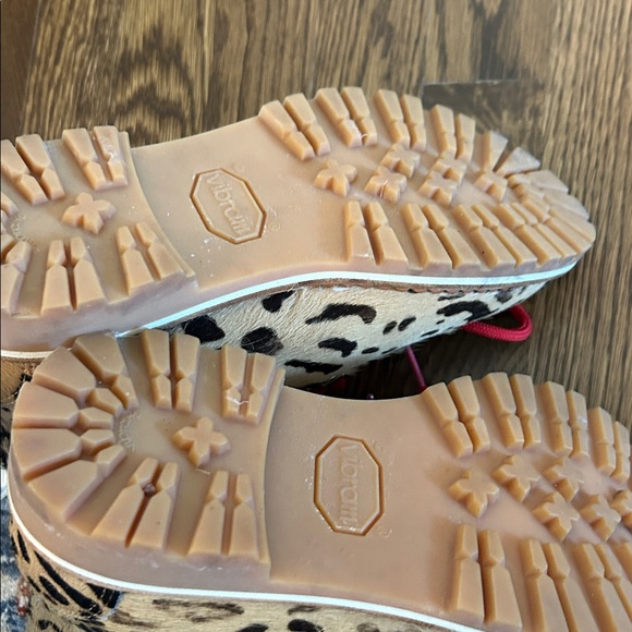 Montelliana Leopard Boots - Picture 3 of 4